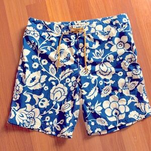 J Crew Blue Men’sSwim Trunks Board Shorts Cargo Pocket Men’s Size 35
